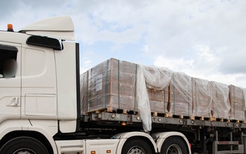 Humanitarian Aid at the Zikim Crossing