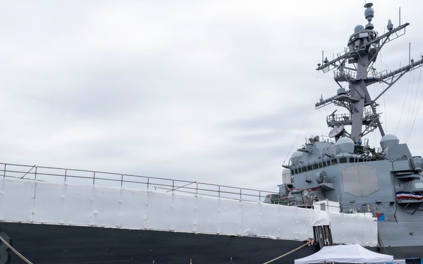 USS Howard (DDG 83) Change of Command Ceremony