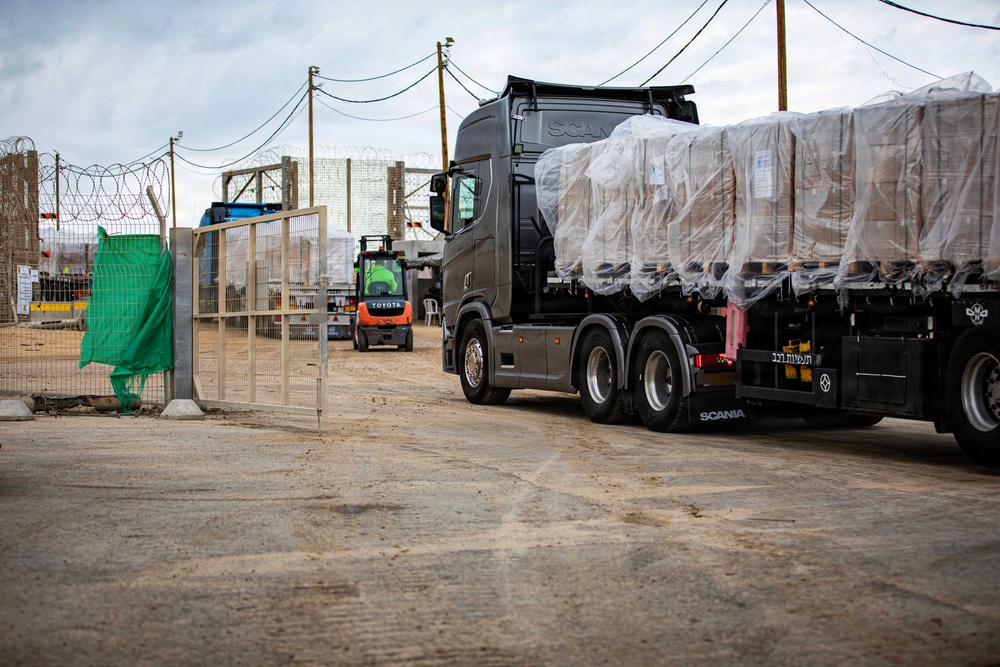Humanitarian at at the Zikim Crossing