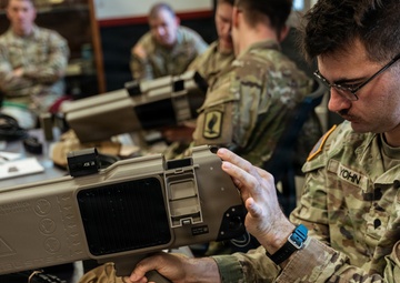 173rd Airborne Paratroopers Learn to “Bust” Drone Threats in C-UAS Class