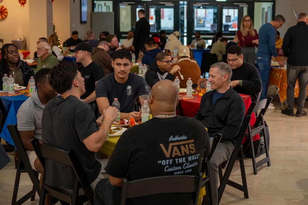 Leaders Onboard NSA Naples Enjoy Thanksgiving with Single Sailors