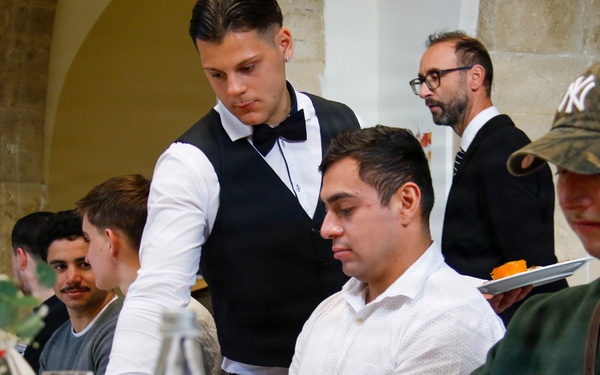 Mineo Hospitality School hosts Thanksgiving for service members