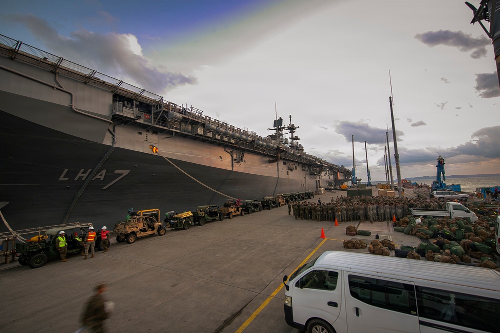 31st Marine Expeditionary Unit Embarks USS Tripoli