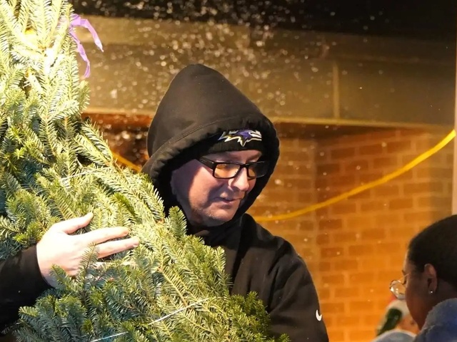 Trees for Troops returns to NWS Yorktown and JEB Little Creek-Fort Story