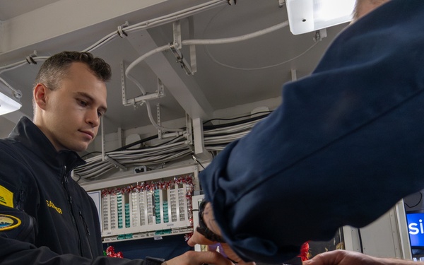 Abraham Lincoln conducts routine operations