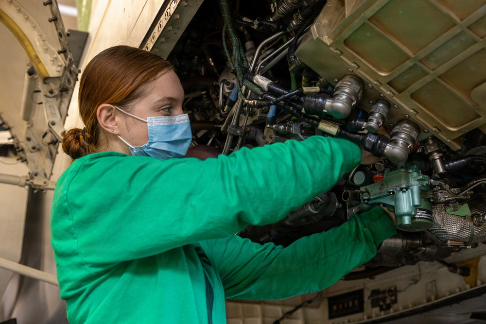 USS Theodore Roosevelt Maintenance