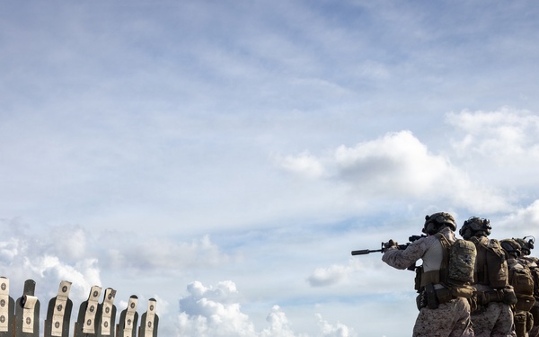 22nd MEU(SOC) | USS Fort Lauderdale India Company Conducts a Deck Shoot