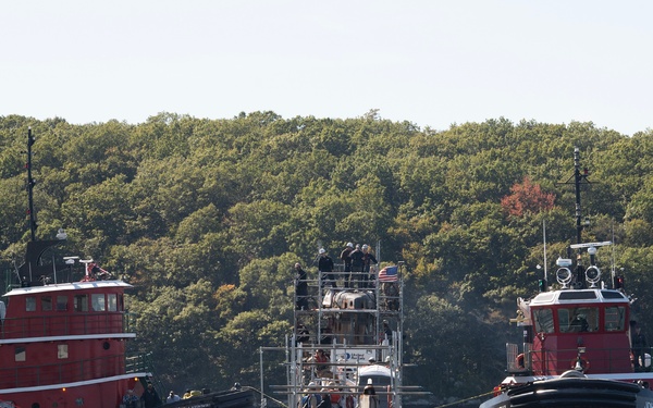 USS Albany (SSN 753) Docking