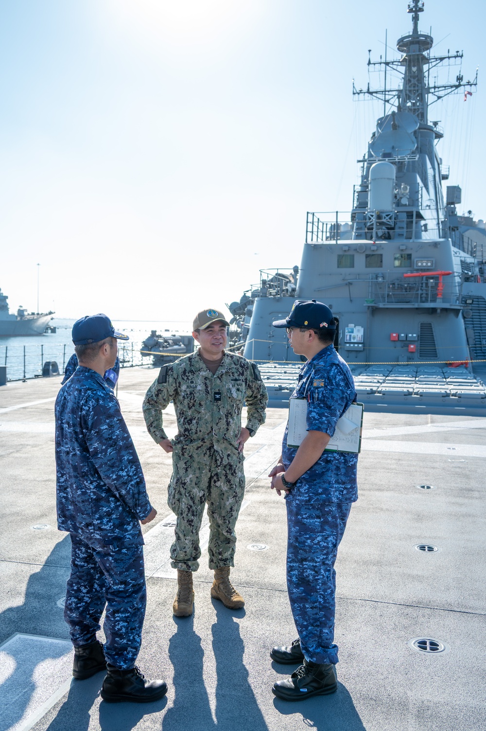 Naval Base San Diego Personnel Tour JS Chokai (DDG 176)