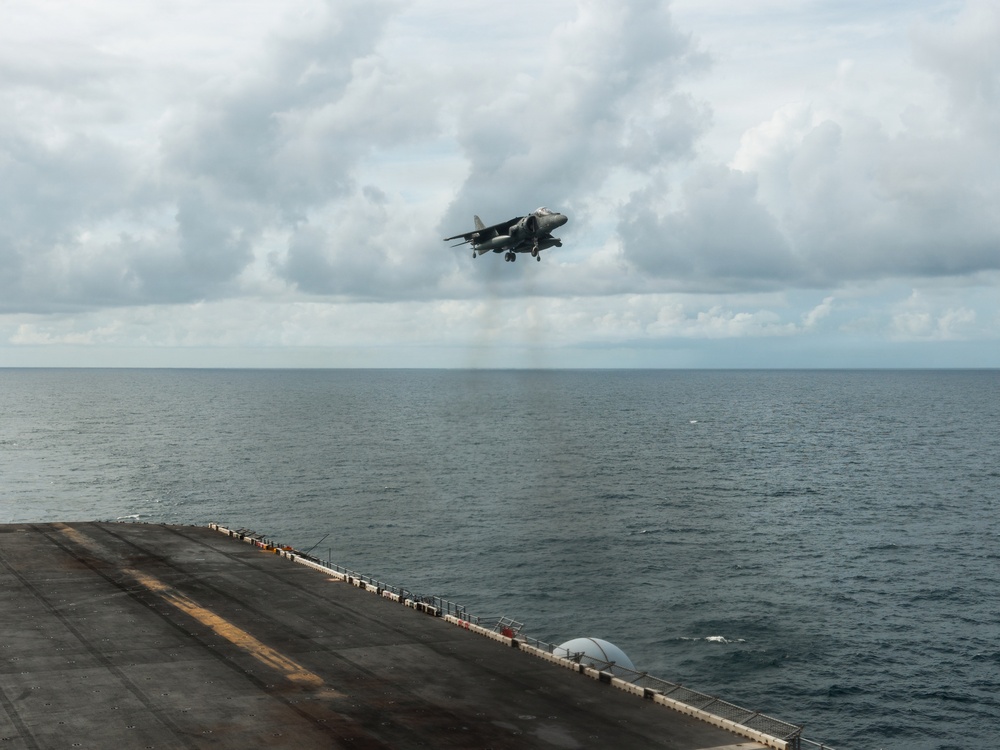 22nd MEU(SOC) | Harrier Flight Operations Aboard the USS Iwo Jima