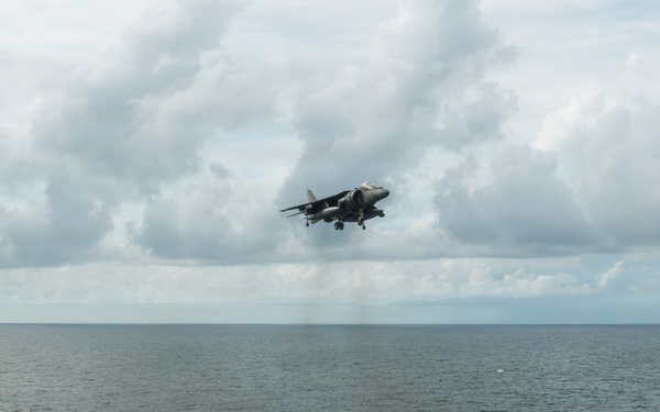 22nd MEU(SOC) | Harrier Flight Operations Aboard the USS Iwo Jima