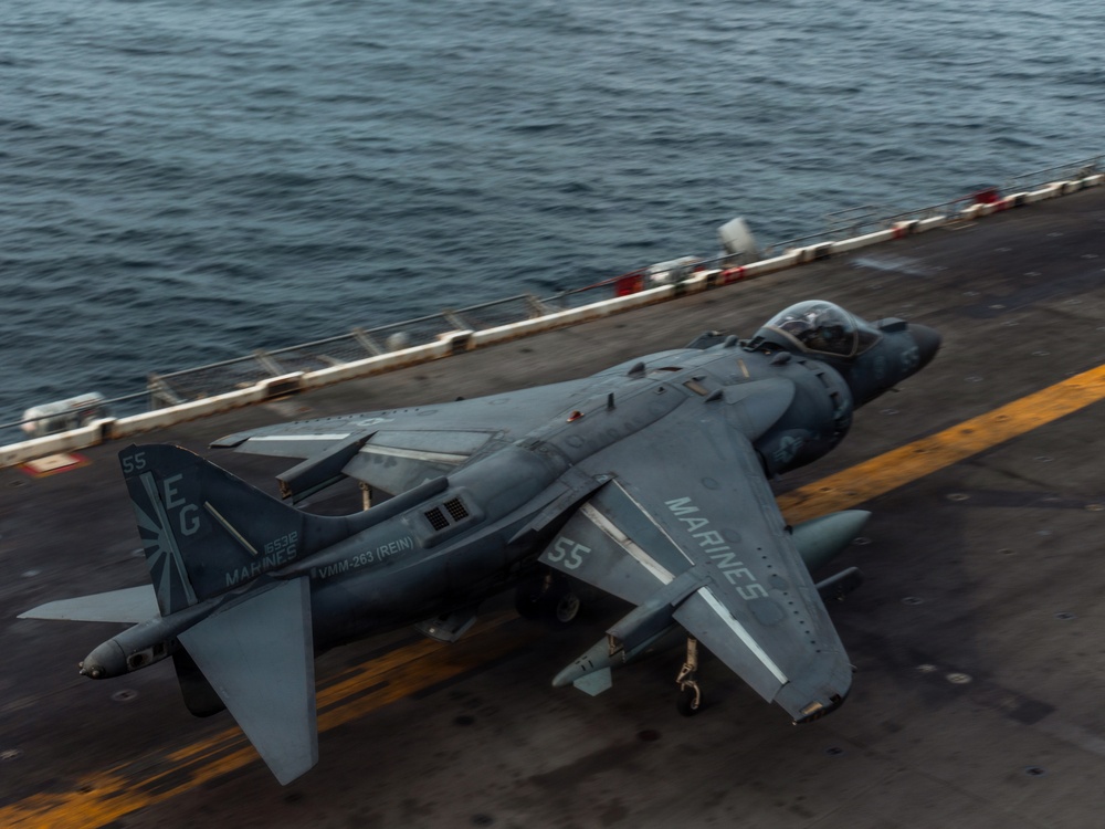 22nd MEU(SOC) | Harrier Flight Operations Aboard the USS Iwo Jima