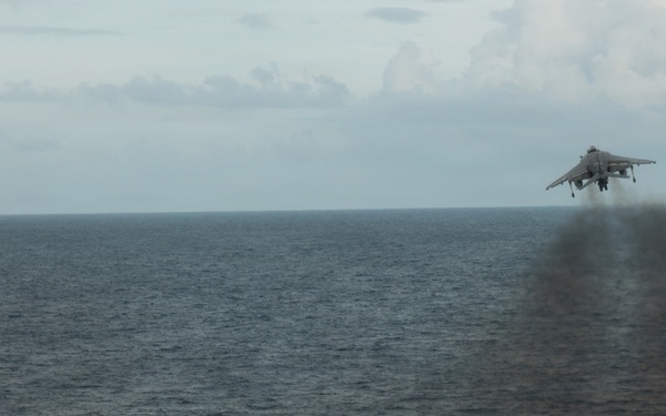 22nd MEU(SOC) | Harrier Flight Operations Aboard the USS Iwo Jima
