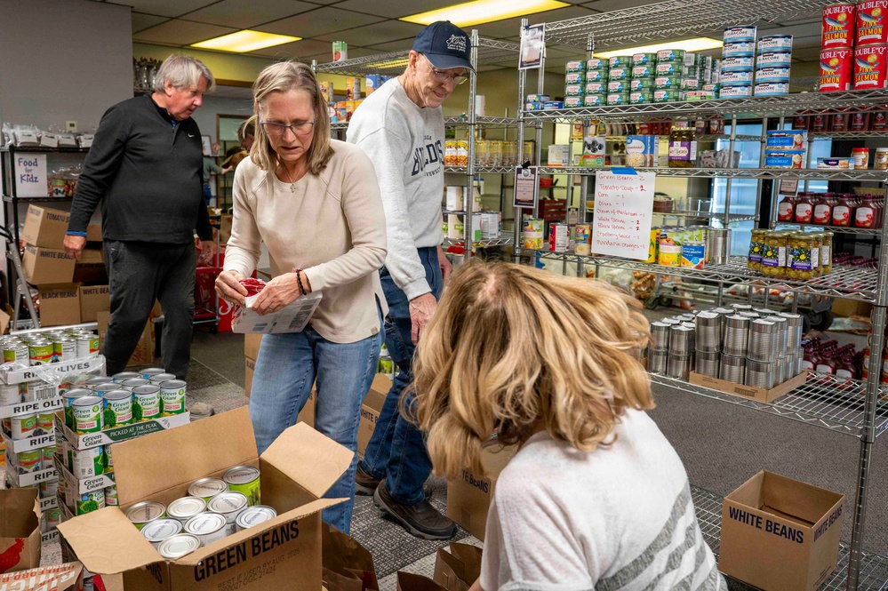 Airmen receive holiday meal kits thanks to generous donor