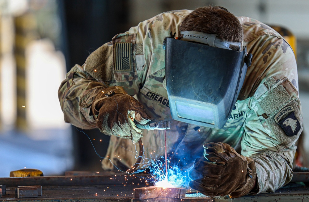 Soldiers prep for barrier improvement operations