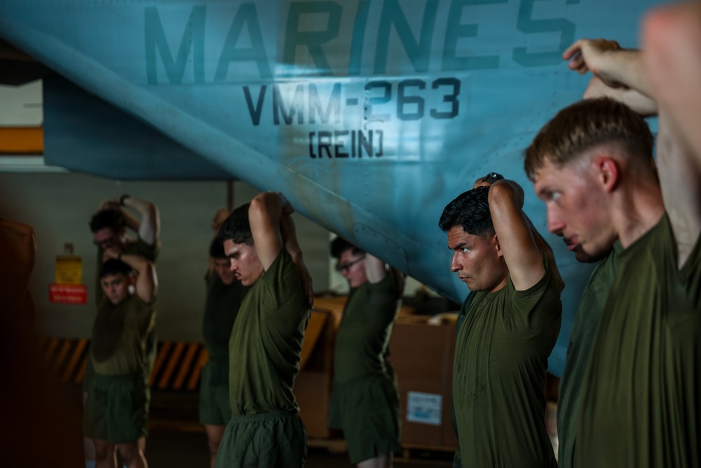22nd MEU(SOC) | Corporals Course PT Aboard USS Iwo Jima