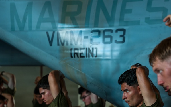 22nd MEU(SOC) | Corporals Course PT Aboard USS Iwo Jima