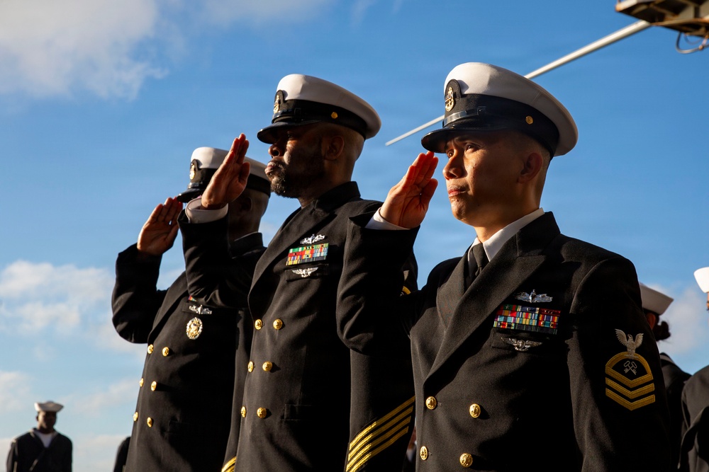 Abraham Lincoln conducts a burial-at-sea ceremony