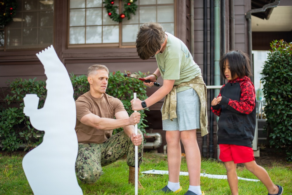 NAF Atsugi Chapel Decorates the Chapel