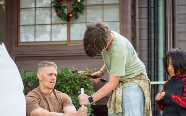 NAF Atsugi Chapel Decorates the Chapel