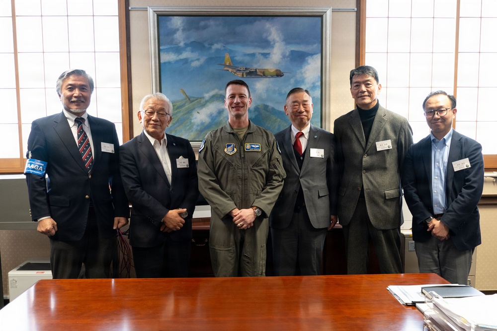 JAAGA visits 5th Air Force