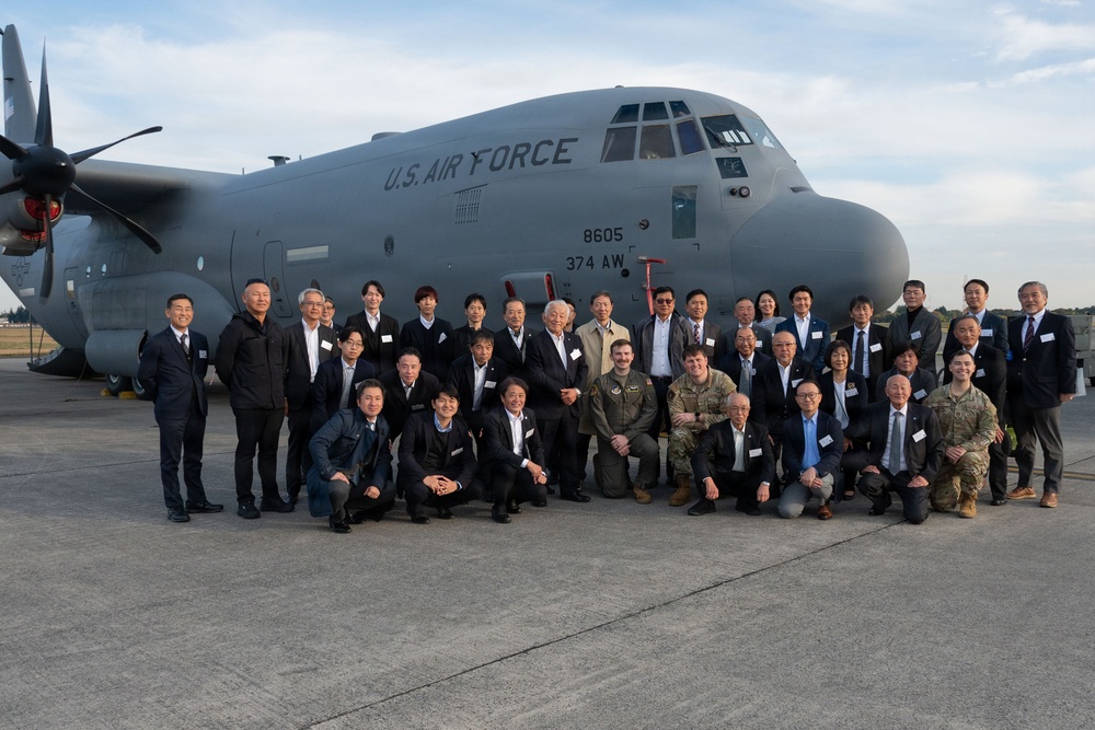 JAAGA visits 5th Air Force