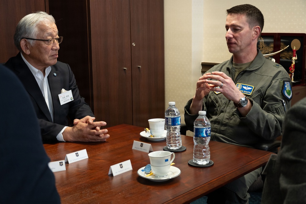 JAAGA visits 5th Air Force
