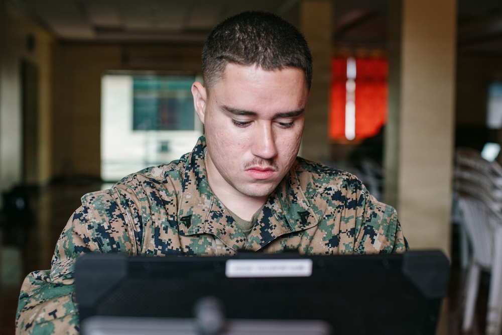 MRF-SEA Marines Establish Communications in the Philippines