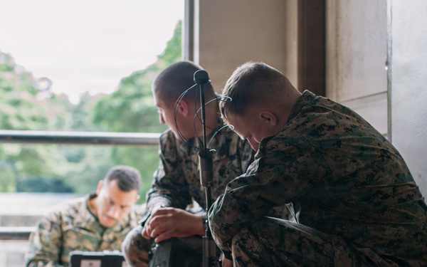 MRF-SEA Marines Establish Communications in the Philippines