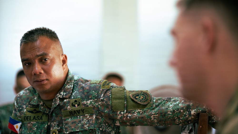 MRF-SEA Marines conduct Staff Exercise with Philippine Marines