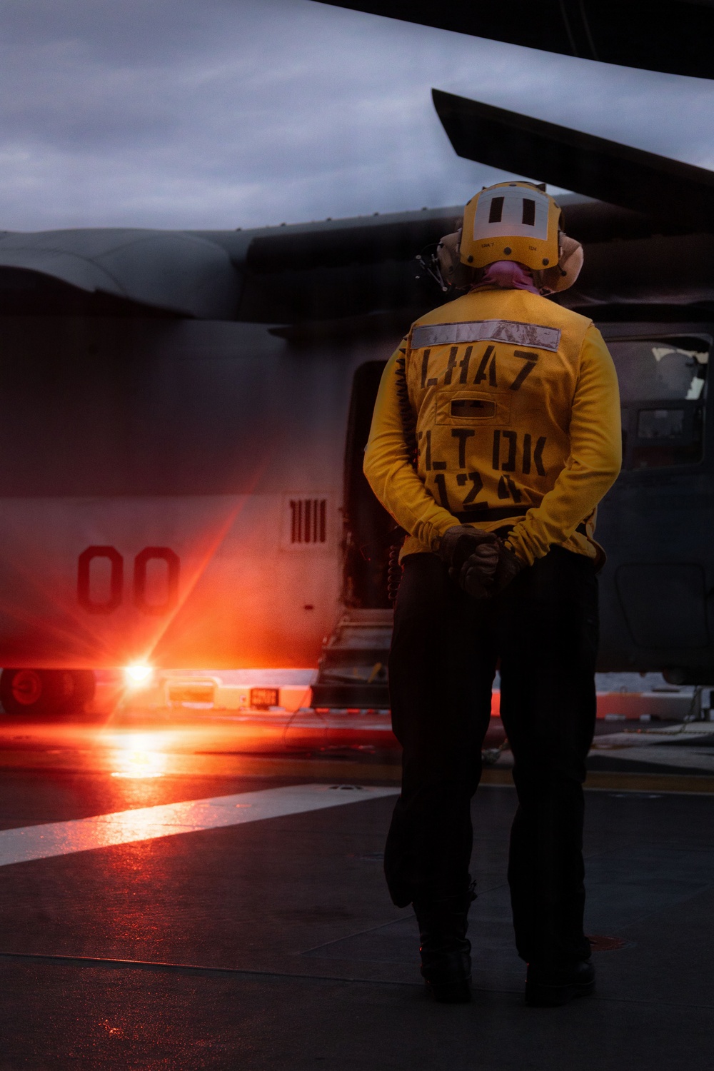 31st MEU | VMM 265 conducts flight operations aboard USS Tripoli