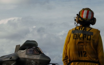 31st MEU | VMM 265 conducts flight operations aboard USS Tripoli