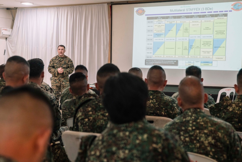 MRF-SEA Marines, Philippine Marines Conduct Rapid Response Planning