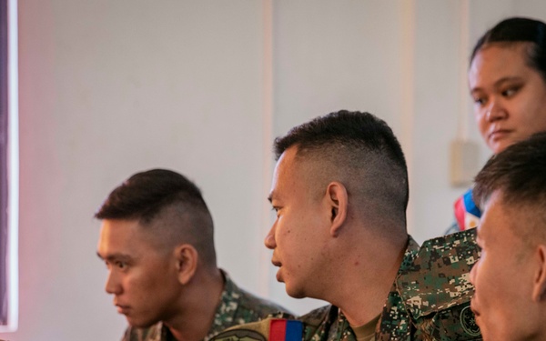 MRF-SEA Marines, Philippine Marines Conduct Rapid Response Planning