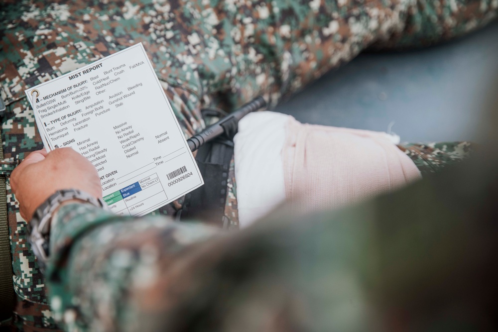 MASA 25: MRF-SEA, Philippine Marines, Philippine Coastguardsmen conduct TCCC Medical Exchange
