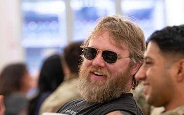 Vice Chairman of the Joint Chiefs of Staff USO Holiday Tour