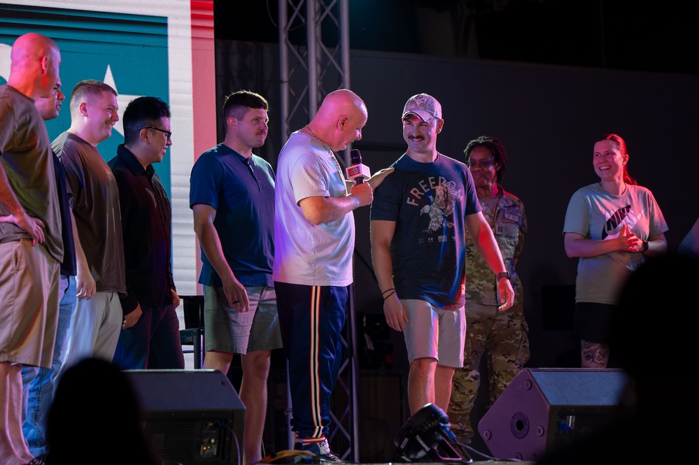 USO Holiday Tour brings morale to deployed members