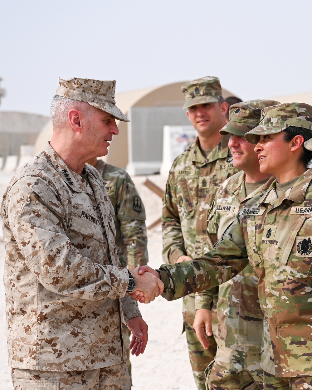 USO Holiday Tour performers visit service members