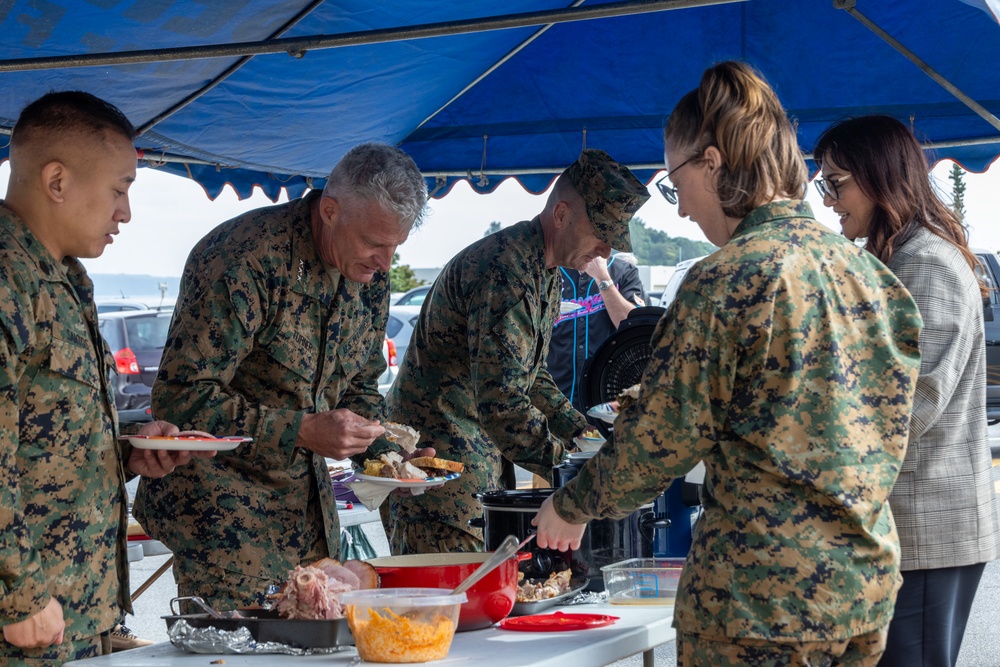 III Marine Expeditionary Force Marines celebrate Thanksgiving