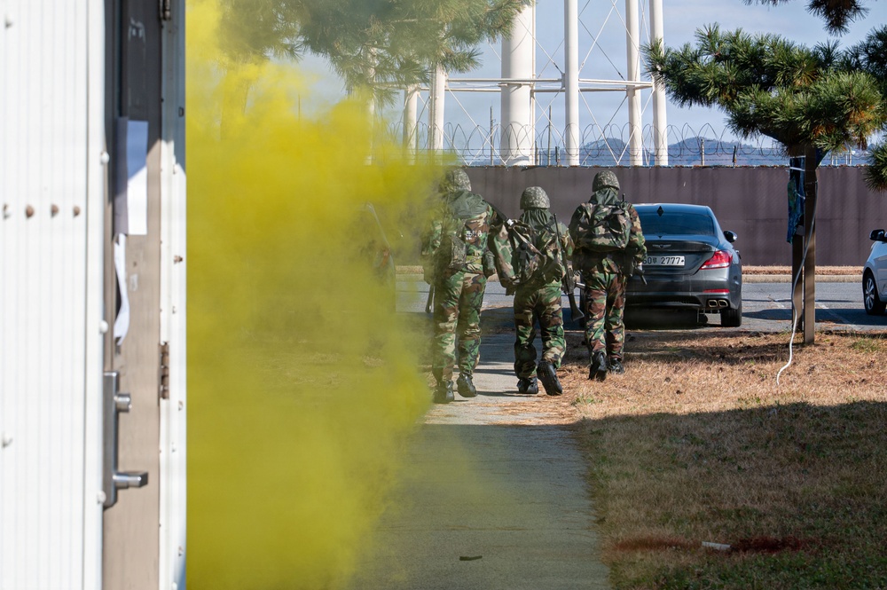 U.S. and ROK work together during exercise Beverley Sentinel 26-1