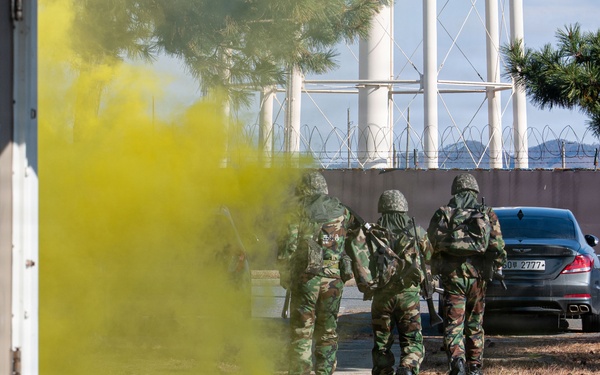 U.S. and ROK work together during exercise Beverley Sentinel 26-1