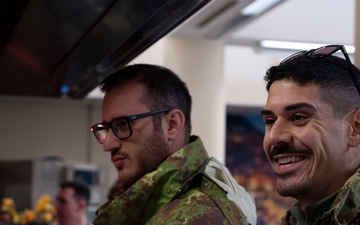 Aviano leadership serves Thanksgiving lunch