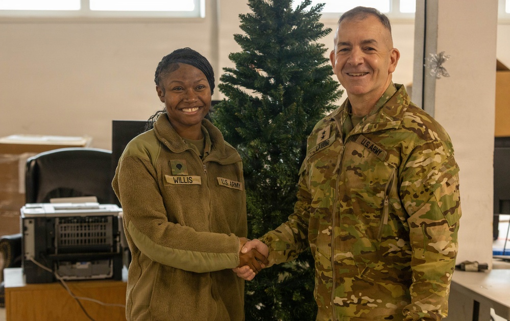 Maj. Gen. Michael B. Lalor visits 33rd Airbase Powidz, Poland