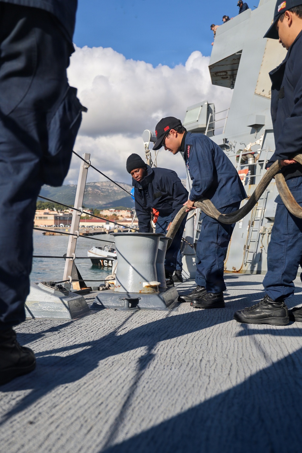 USS Paul Ignatius (DDG 117) departs Toulon Naval Base, France