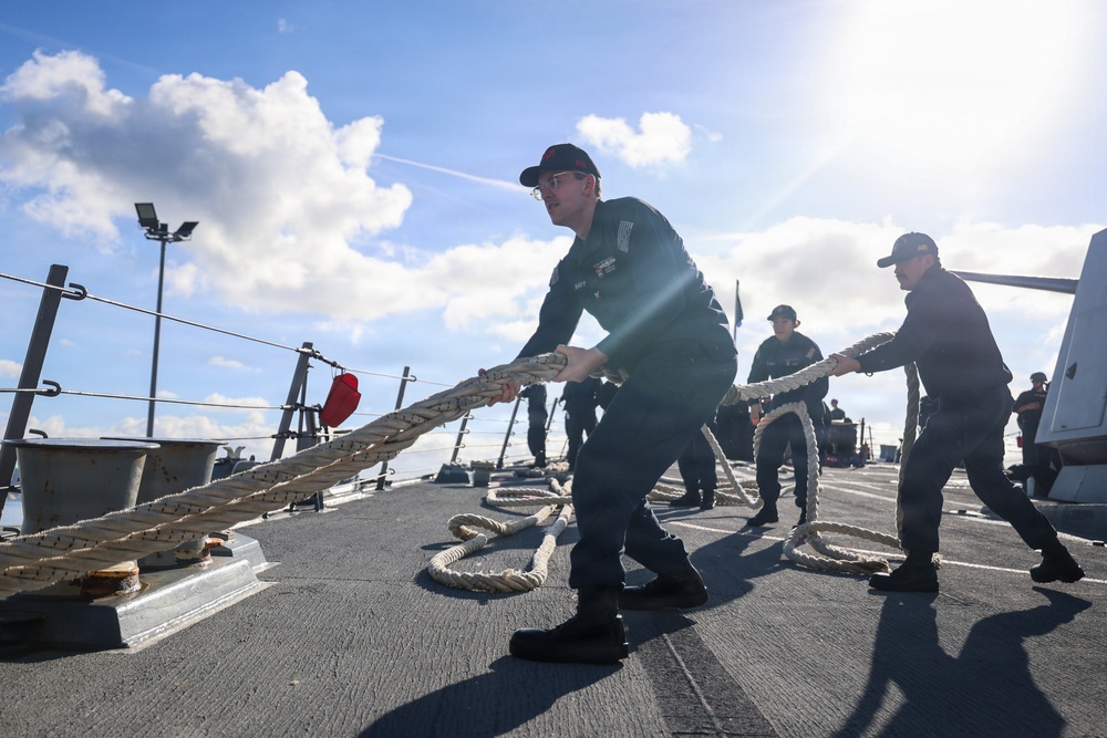 USS Paul Ignatius (DDG 117) departs Toulon Naval Base, France