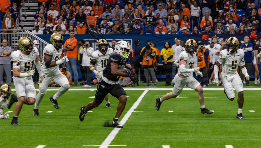 West Point honors the First Team at UTSA game