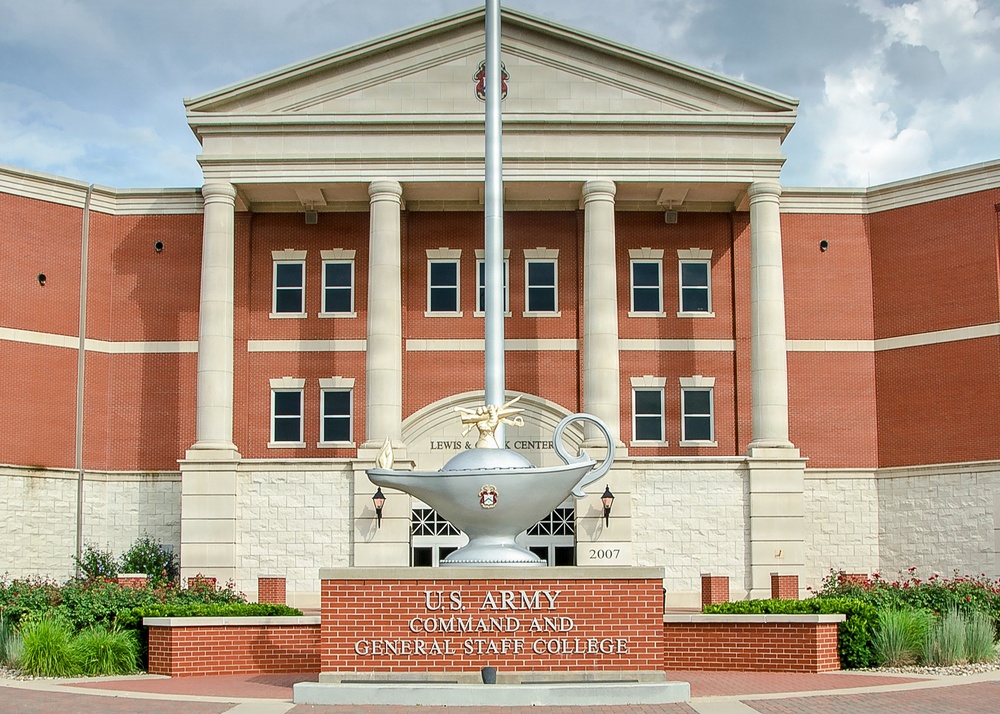 U.S. Army Command and General Staff College Lamp of Knowledge