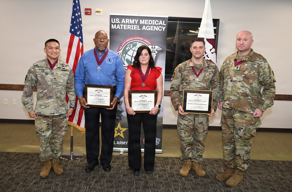 USAMMA inducts three into O2M3