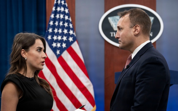 DoW Officials Hold Interviews During New Media Week