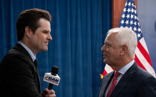 DoW Officials Hold Interviews During New Media Week